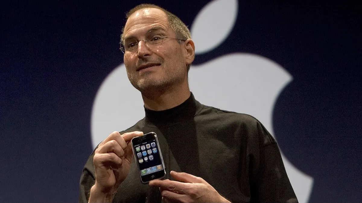Steve Jobs παρουσιάζει το επαναστατικό iPhone 2G
